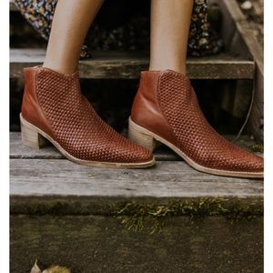 Roolee Sienna Boots